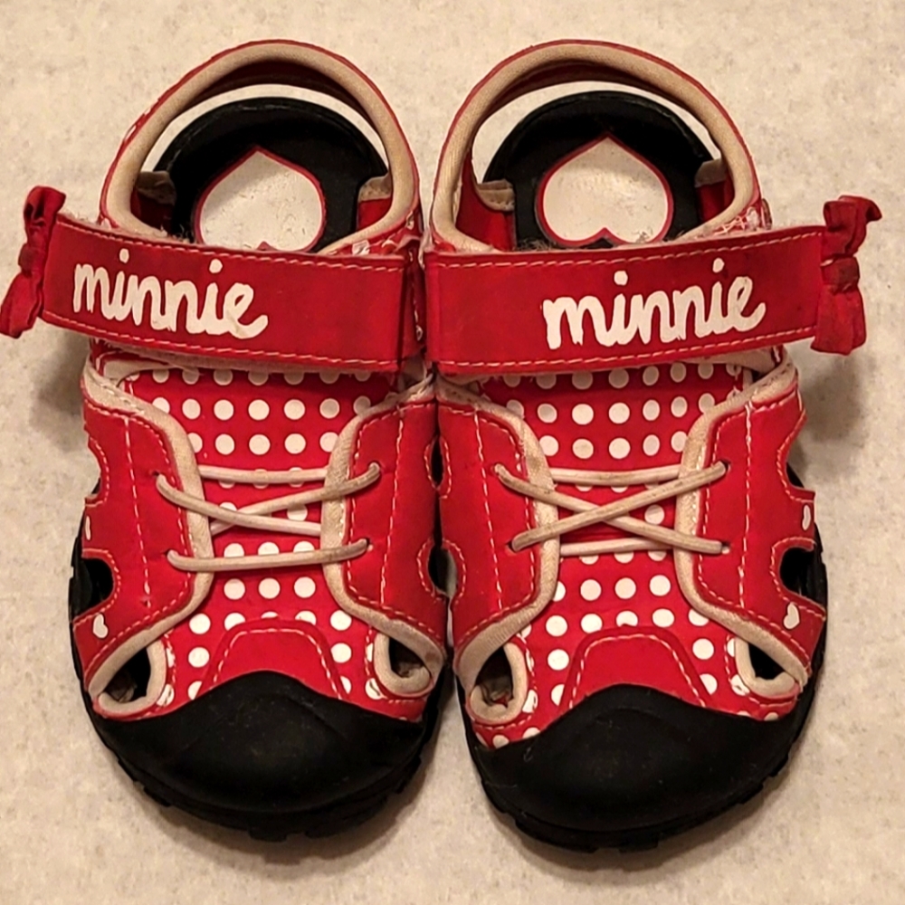 Disney Minnie Mouse red polka dot closed toe sandals
